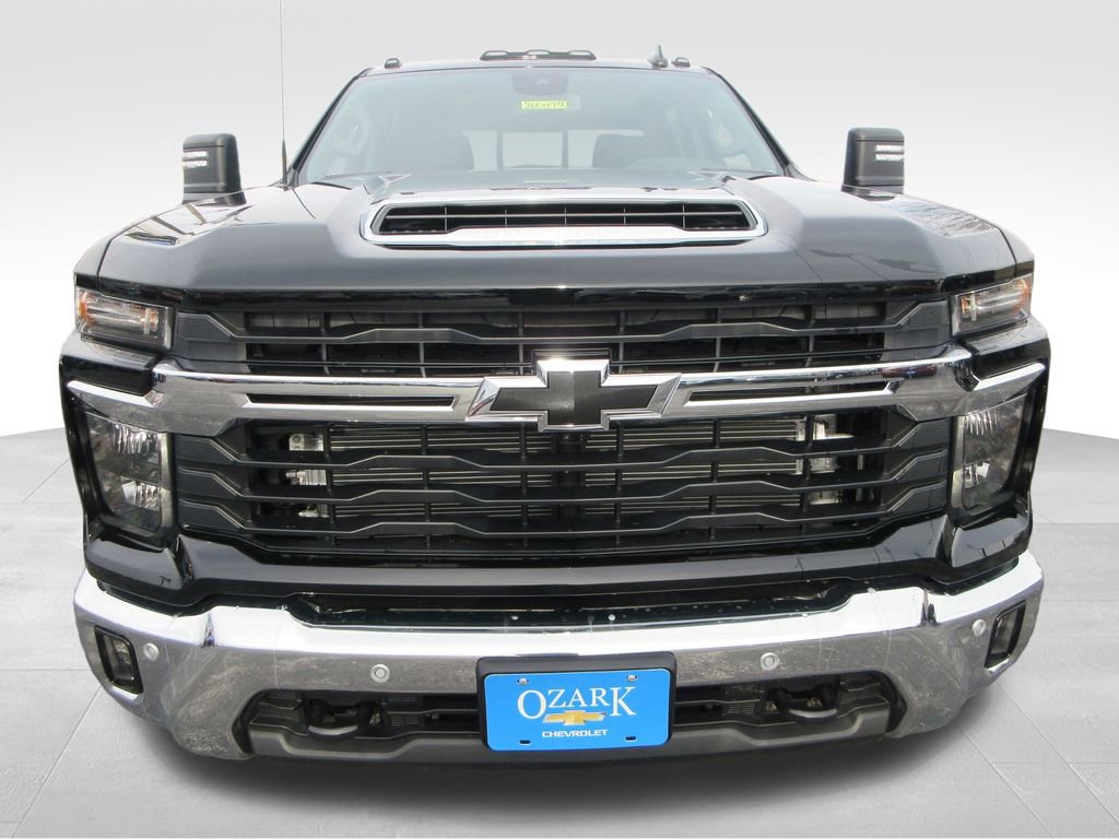 2026 Chevrolet Silverado 3500 HD LT - Photo 9