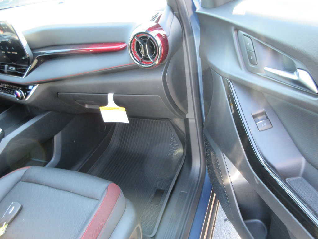 2027 Chevrolet Equinox RS - Photo 18