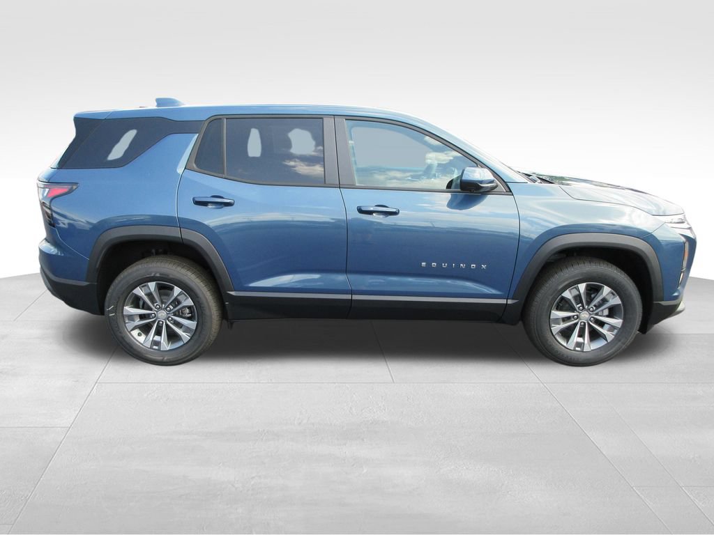 2027 Chevrolet Equinox LT - Photo 6