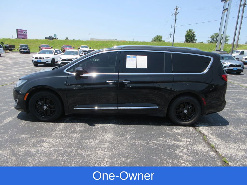 Used 2020 Chrysler Pacifica Touring L with VIN 2C4RC1BG3LR137572 for sale in Ozark, MO