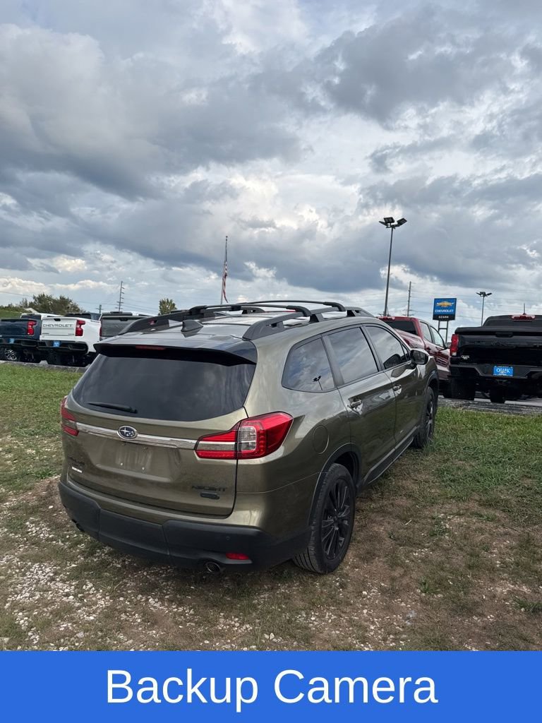 2022 Subaru Ascent Onyx Edition photo 3