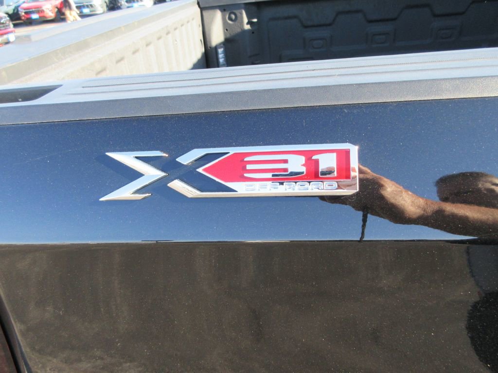 2024 GMC Sierra 1500 Elevation - Photo 12