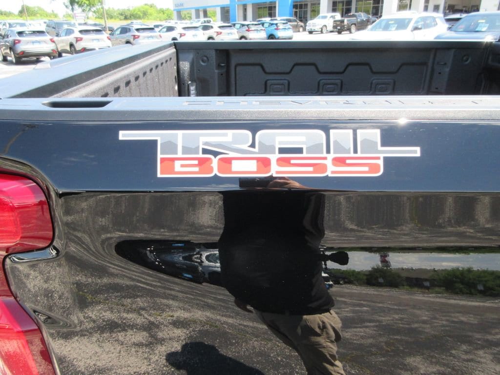 2026 Chevrolet Silverado 1500 LT Trail Boss - Photo 12