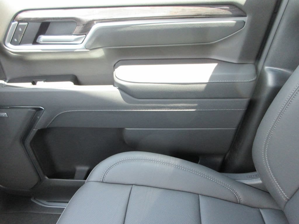 2026 Chevrolet Silverado 3500 HD LTZ - Photo 41