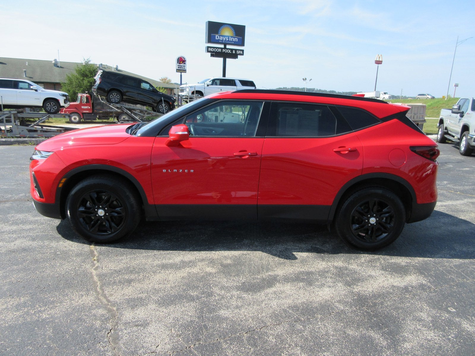 Certified 2019 Chevrolet Blazer 2LT with VIN 3GNKBCRS4KS683641 for sale in Ozark, MO