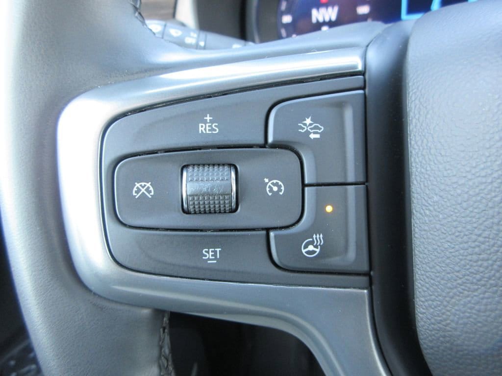 2024 Chevrolet Suburban Z71 - Photo 28