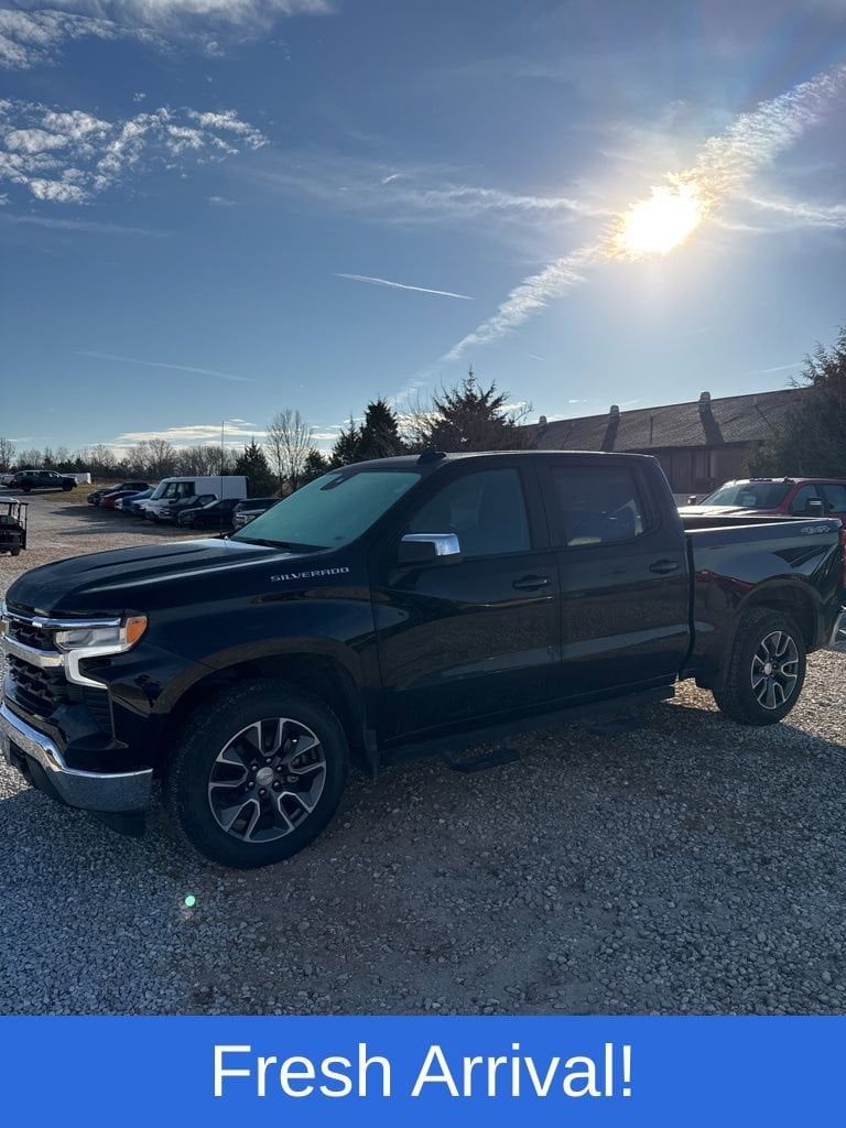 2022 Chevrolet Silverado 1500 LT's photo