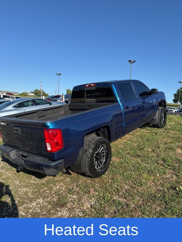 2017 Chevrolet Silverado 1500 LTZ photo 3
