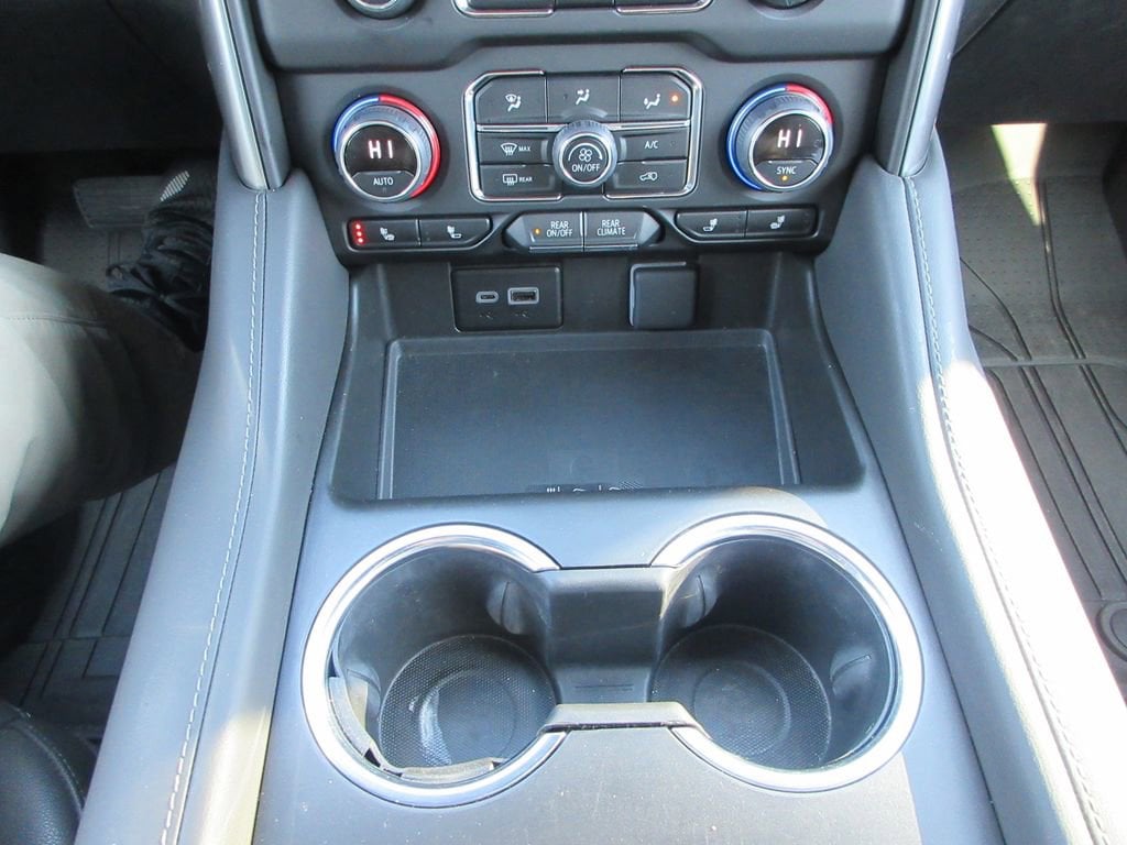 2024 Chevrolet Suburban Z71 - Photo 31