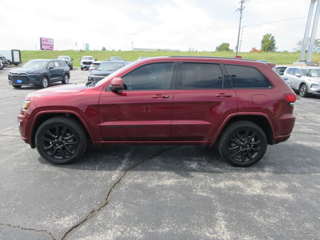 2019 Jeep Grand Cherokee Altitude photo 2
