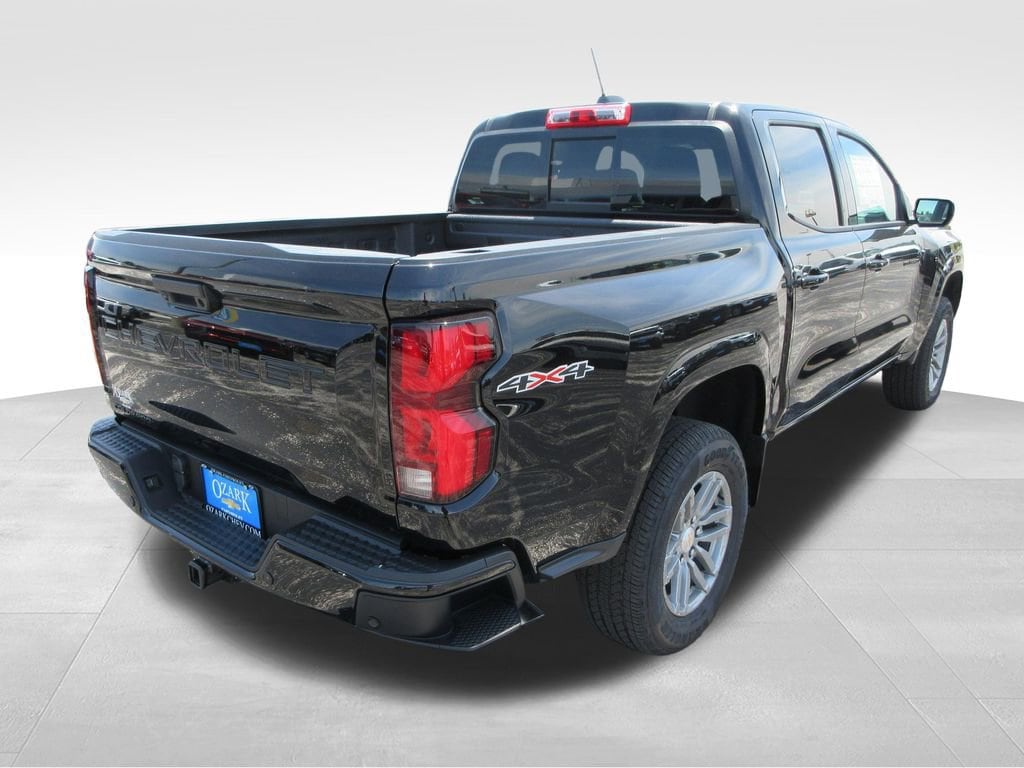2026 Chevrolet Colorado LT - Photo 6