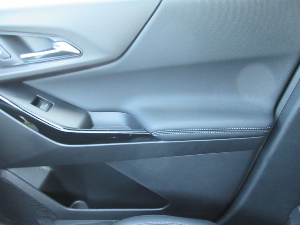 2027 Chevrolet Equinox LT - Photo 32