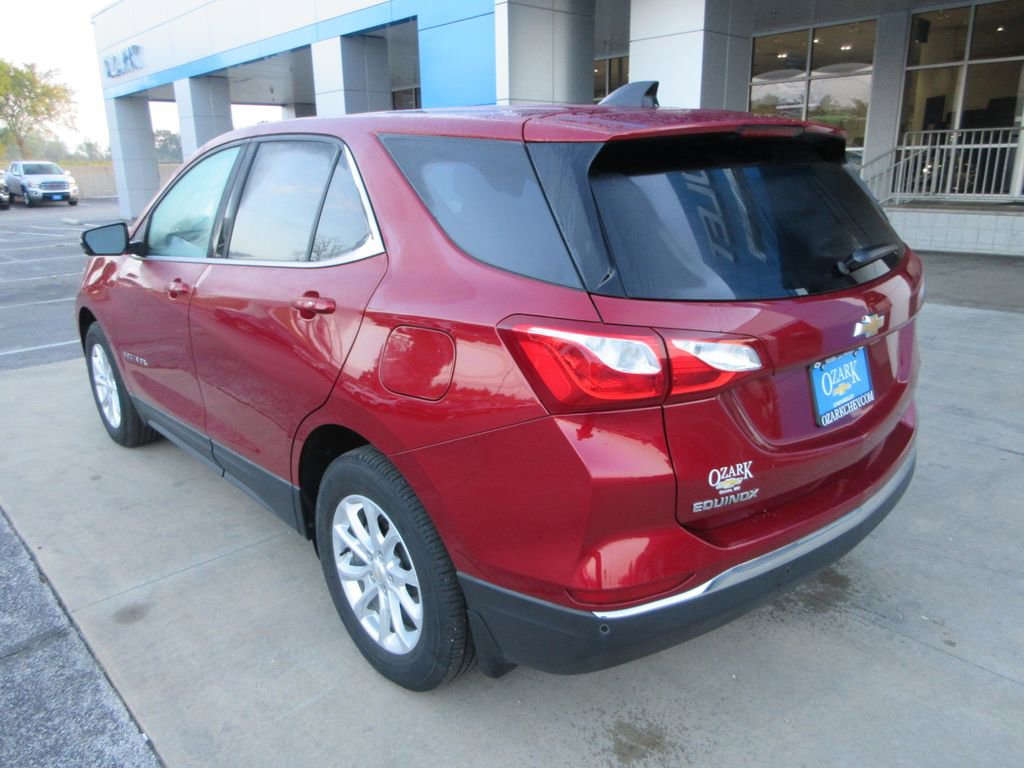 2019 Chevrolet Equinox LT photo 3