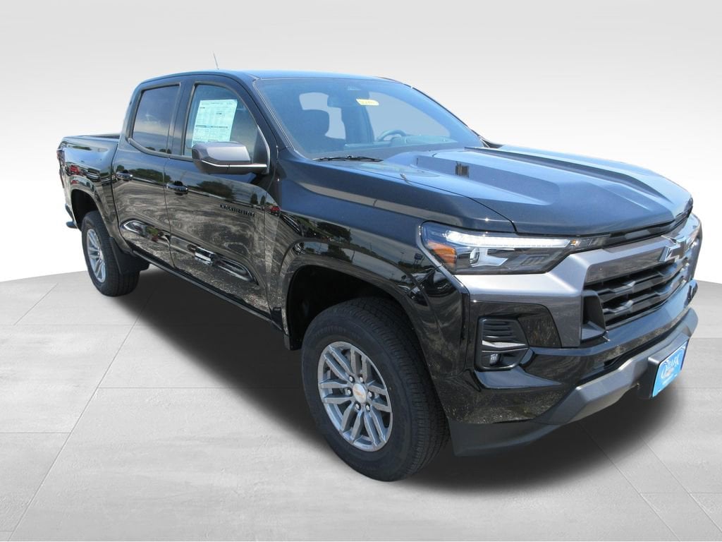 2026 Chevrolet Colorado LT - Photo 8