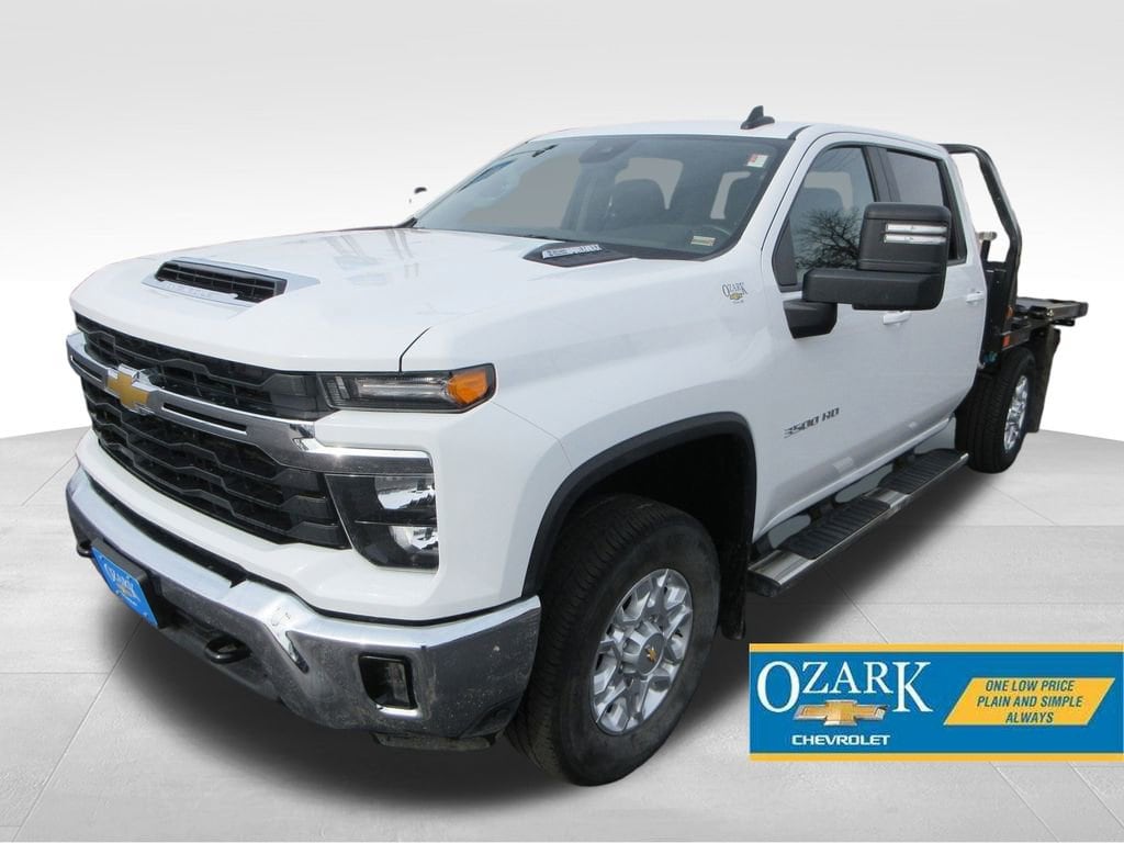 2024 Chevrolet Silverado 3500HD LT's photo