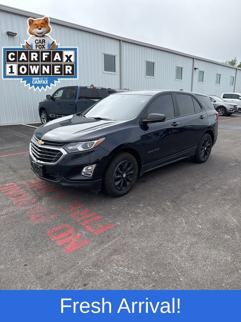 2021 Chevrolet Equinox LS's photo