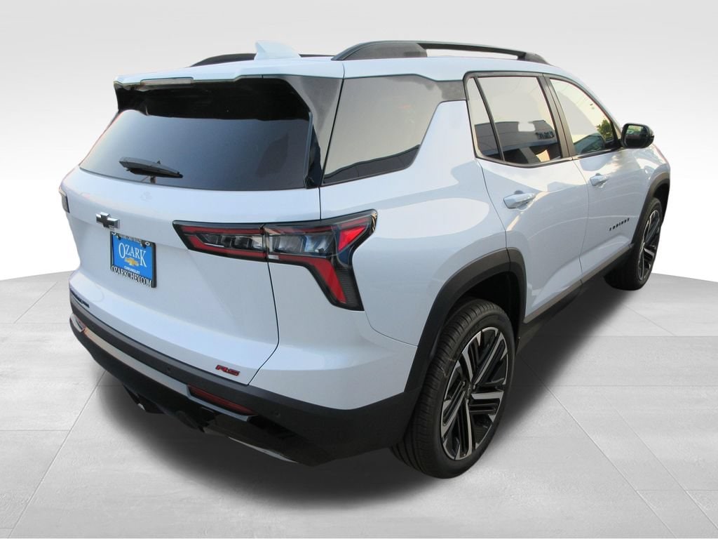 2027 Chevrolet Equinox RS - Photo 5