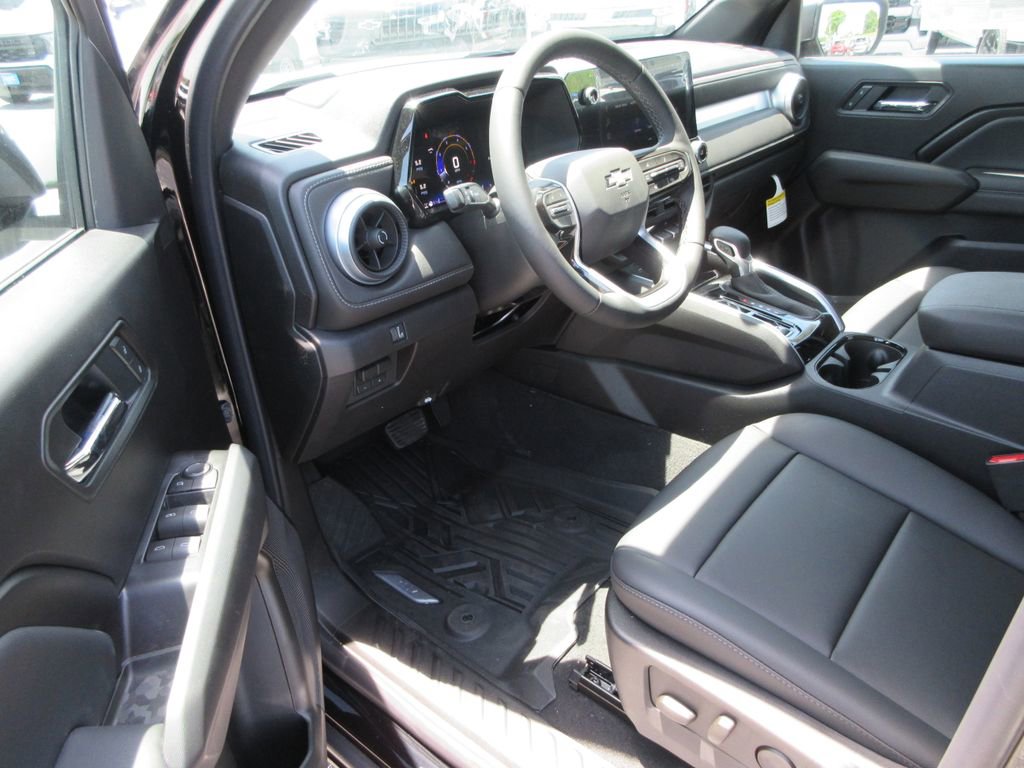 2026 Chevrolet Colorado LT - Photo 12