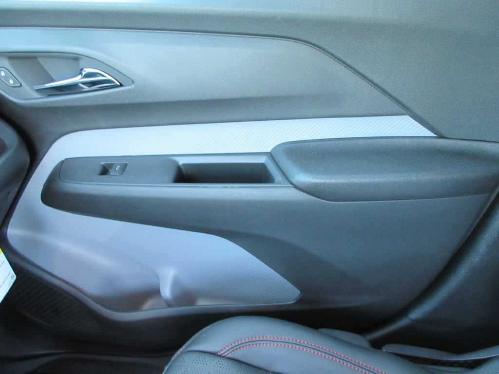 2027 Chevrolet Bolt RS - Photo 33