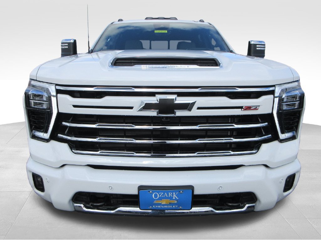 2026 Chevrolet Silverado 2500 HD LTZ - Photo 9