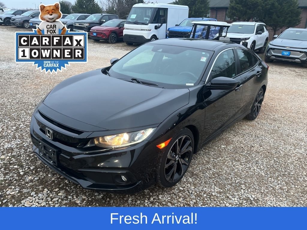 2021 Honda Civic Sport's photo