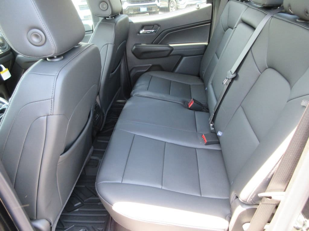2026 Chevrolet Colorado LT - Photo 13
