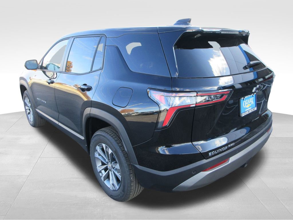 2026 Chevrolet Equinox LT photo 3