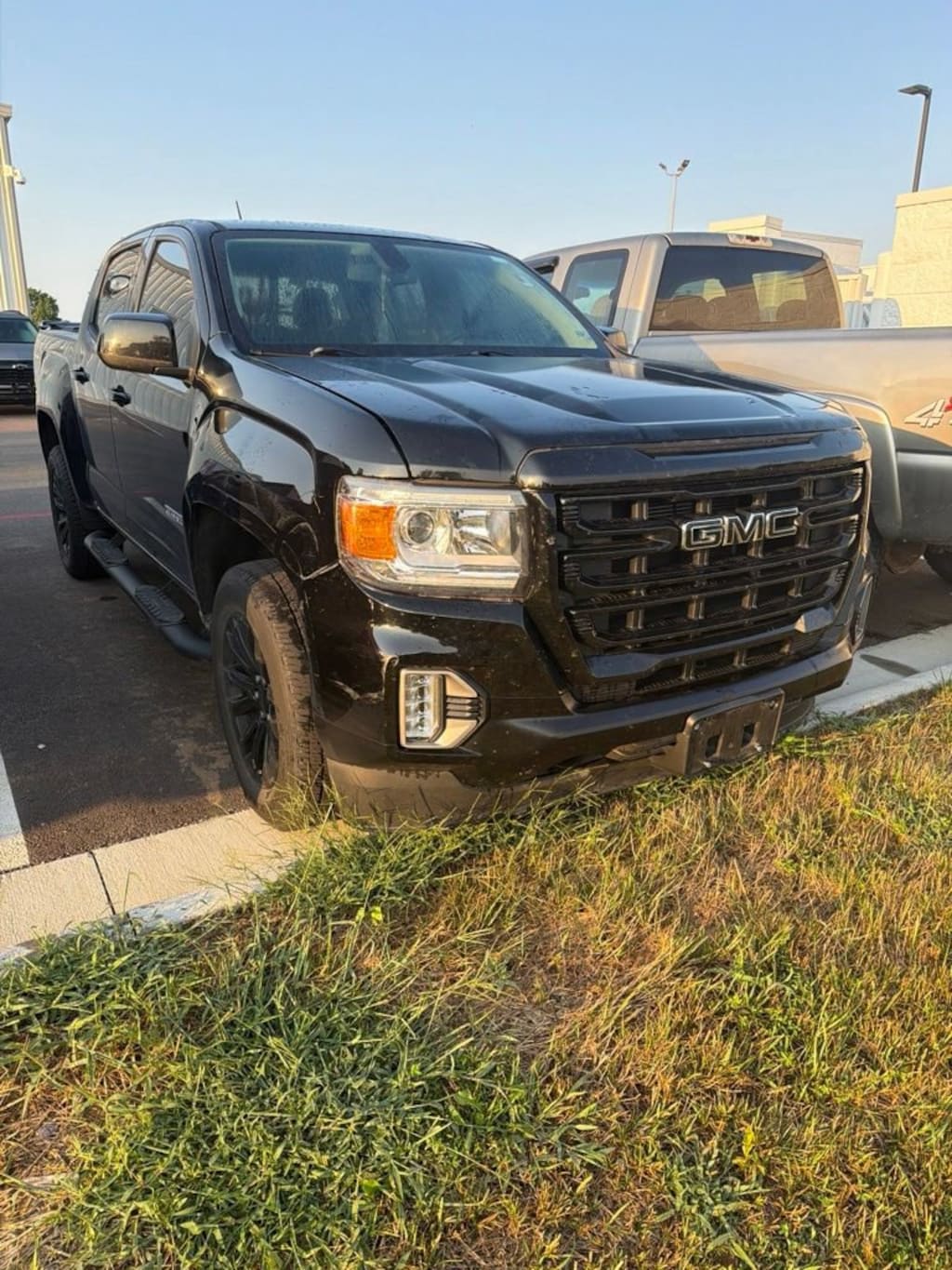 Used 2022 GMC Canyon 4WD Elevation Truck
