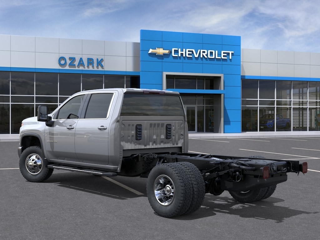 New 2026 Chevrolet Silverado 3500 HD Chassis Cab LT Truck
