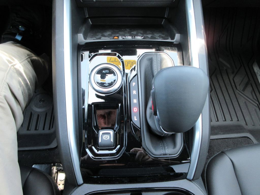 2026 Chevrolet Colorado LT - Photo 28