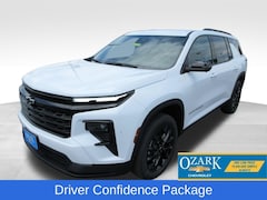 2026 Chevrolet Traverse LT SUV