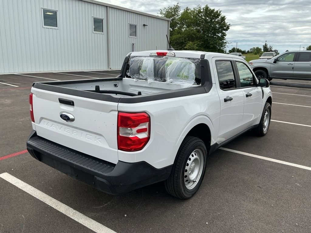 Used 2024 Ford Maverick XL Truck SuperCrew