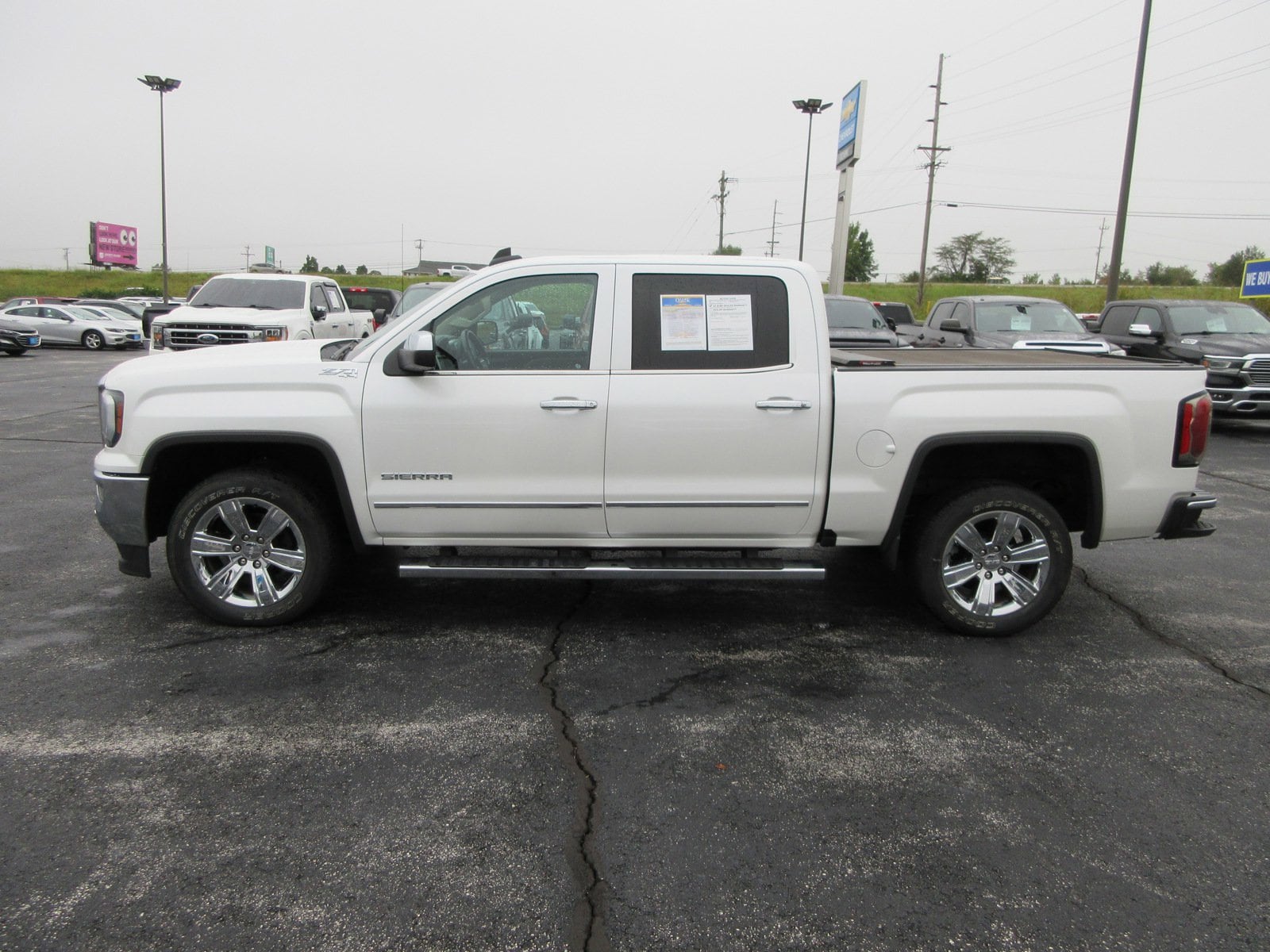 Used 2017 GMC Sierra 1500 SLT with VIN 3GTU2NECXHG365000 for sale in Ozark, MO