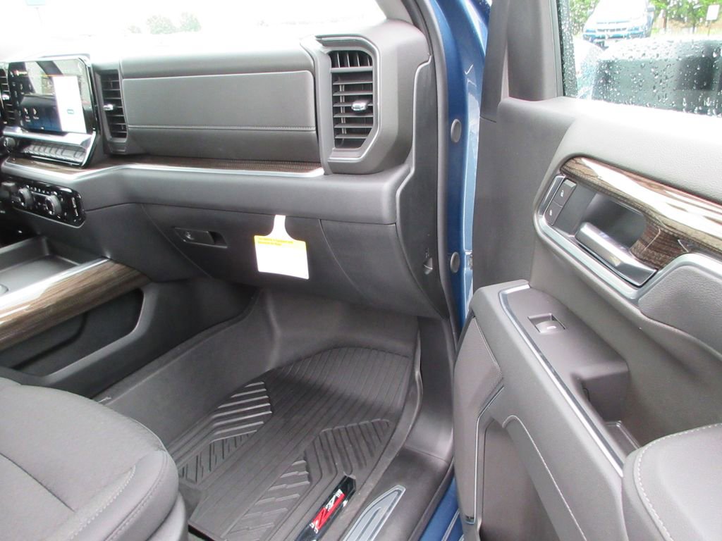 2026 Chevrolet Silverado 3500 HD LT - Photo 22