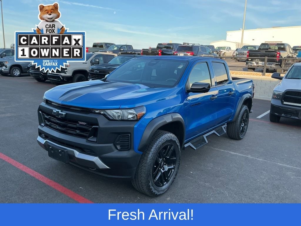 2024 Chevrolet Colorado 4WD Trail Boss Crew Cab Short Box's photo