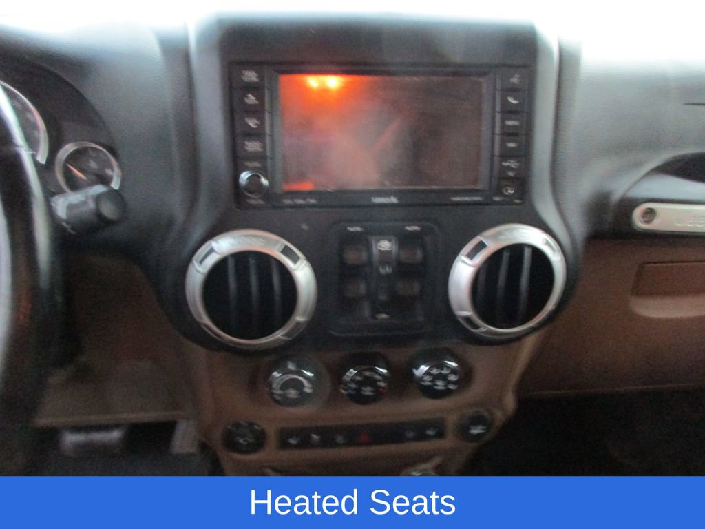 2012 Jeep Wrangler Unlimited Rubicon photo 3