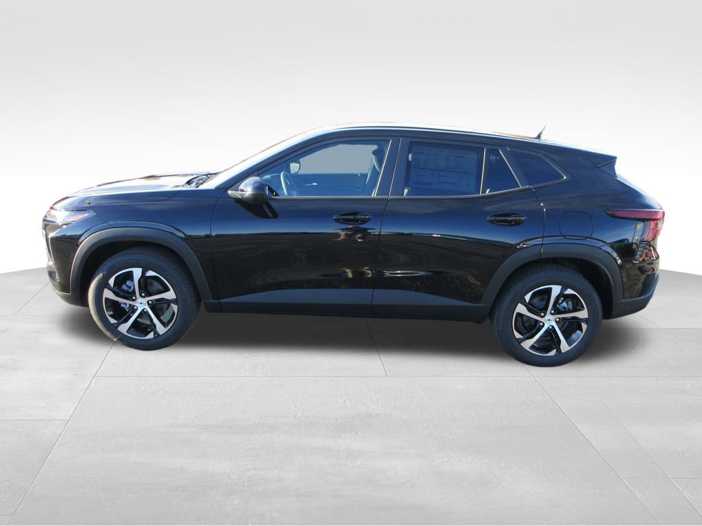 2026 Chevrolet Trax photo 2