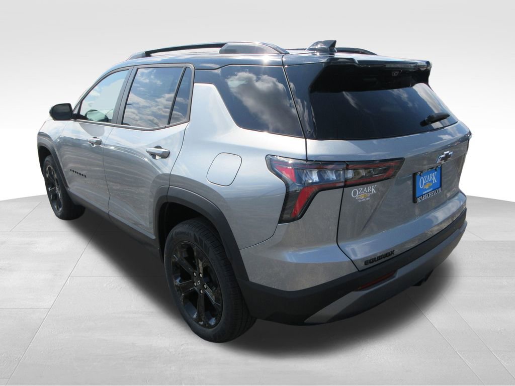 2026 Chevrolet Equinox LT photo 3