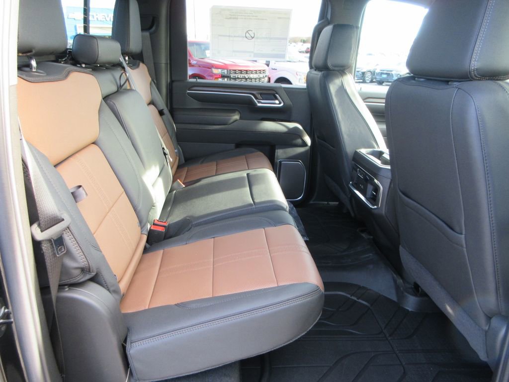 2026 Chevrolet Silverado 3500 HD High Country - Photo 19