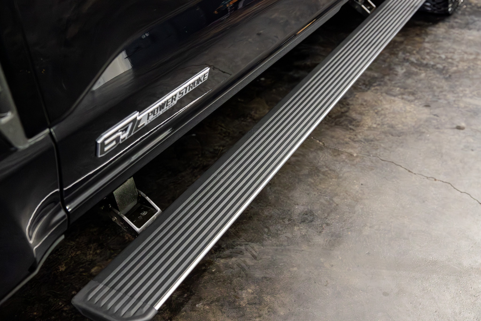 2025 Ford F-250 Super Duty Platinum - Photo 14