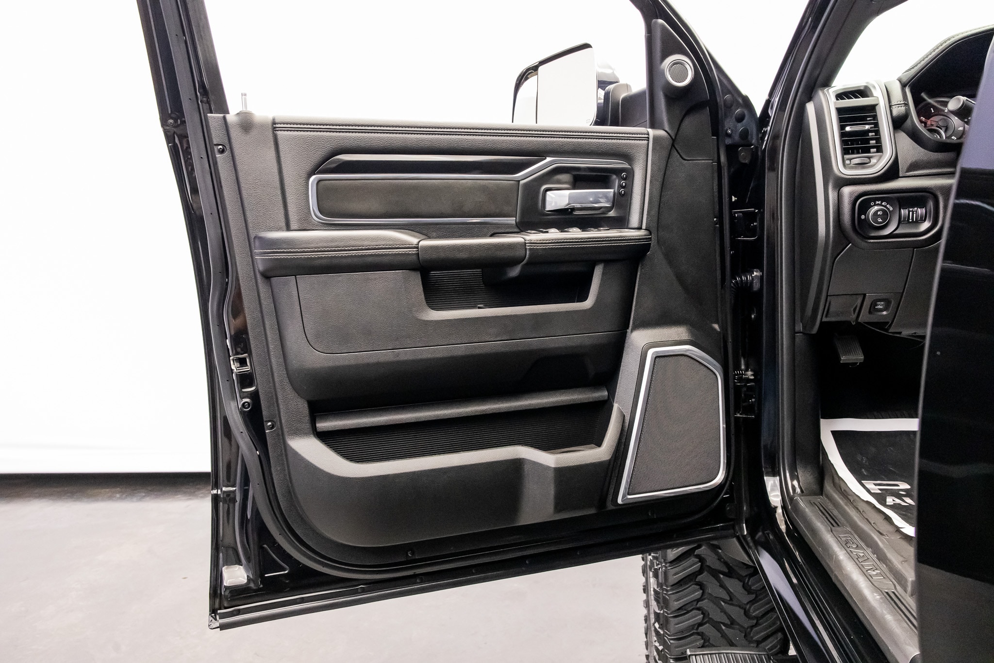 2022 RAM Ram 2500 Pickup Laramie - Photo 33