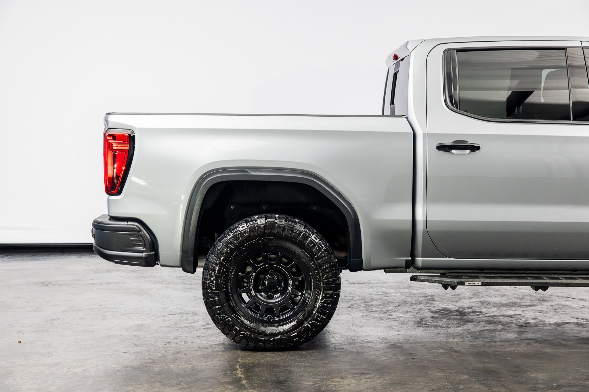 2023 GMC Sierra 1500 AT4X - Photo 26