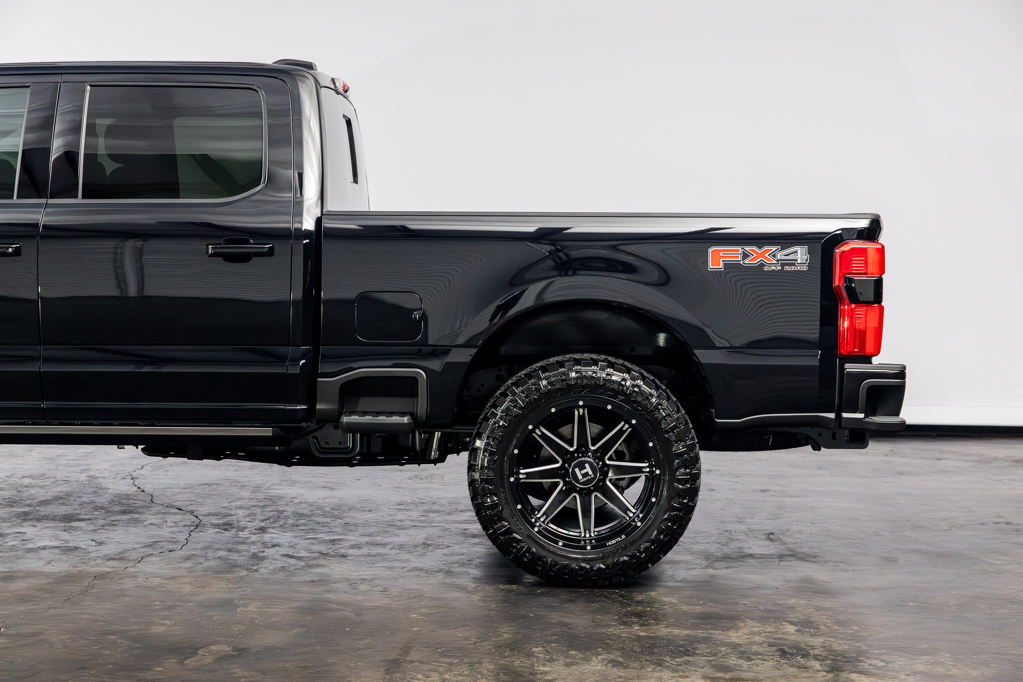 2025 Ford F-250 Super Duty Platinum - Photo 15