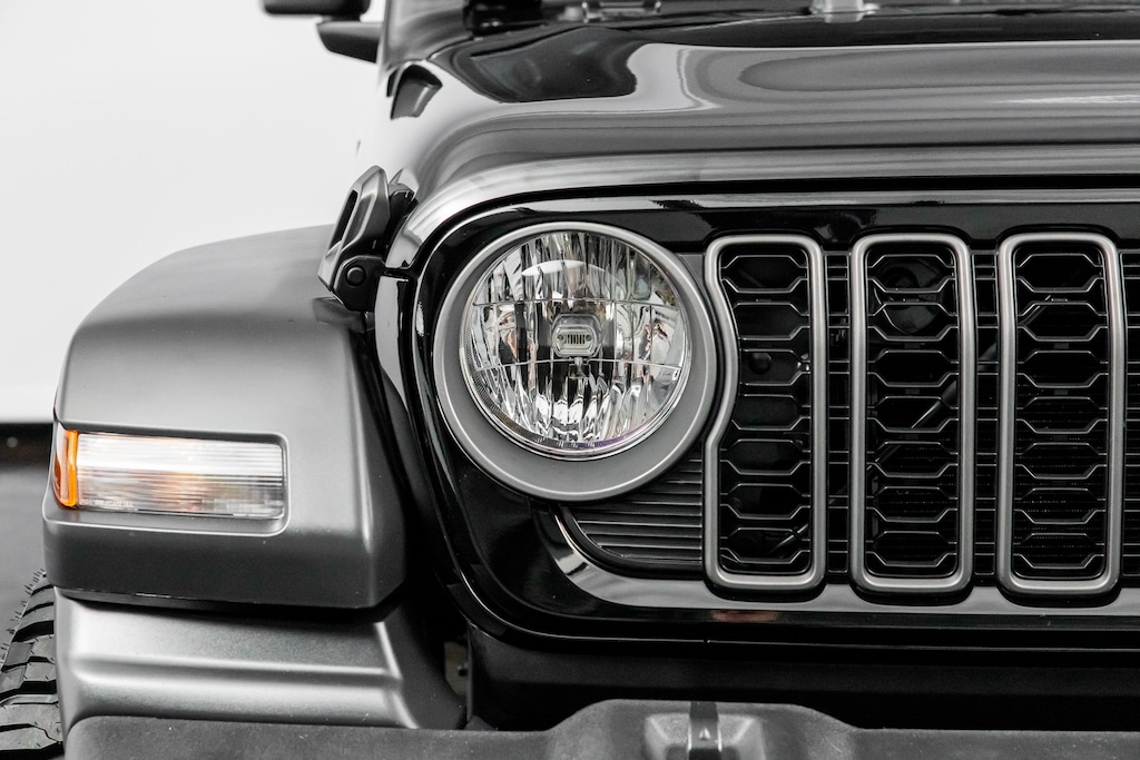 Used 2025 Jeep Wrangler Sport SUV