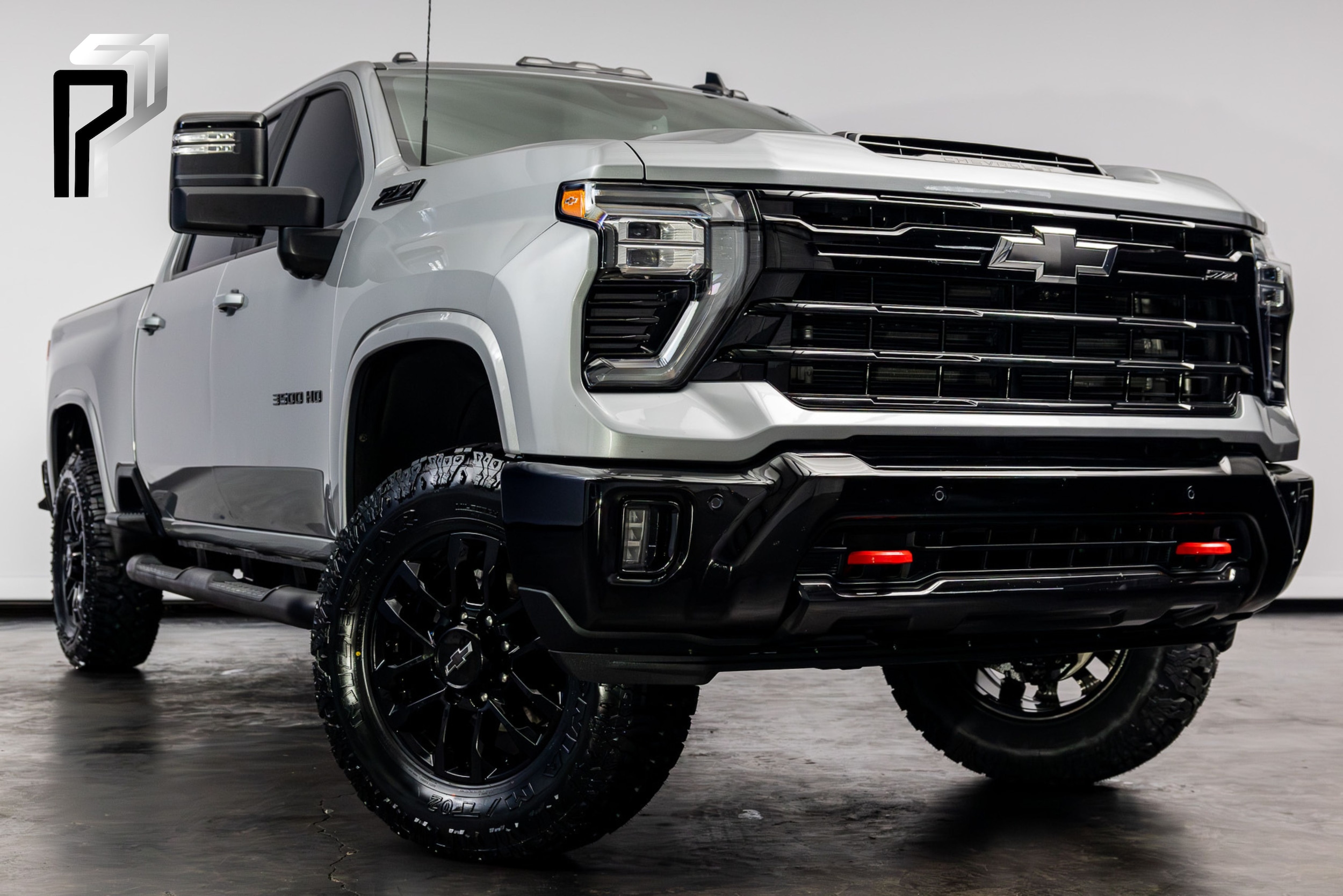 2025 Chevrolet Silverado HD LT 4WD Crew Cab Standard Box SRW's photo