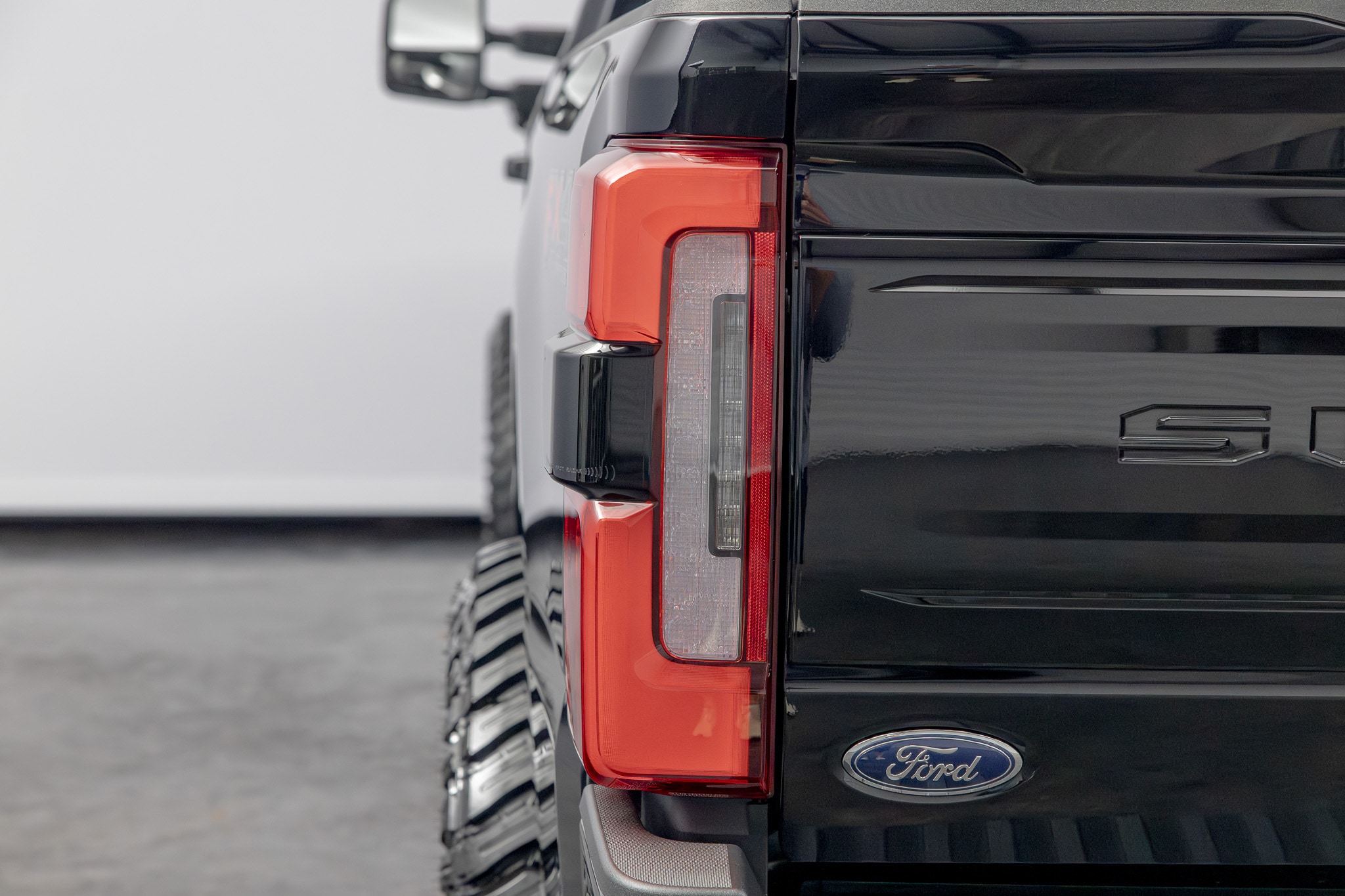 2025 Ford F-250 Super Duty Platinum - Photo 19