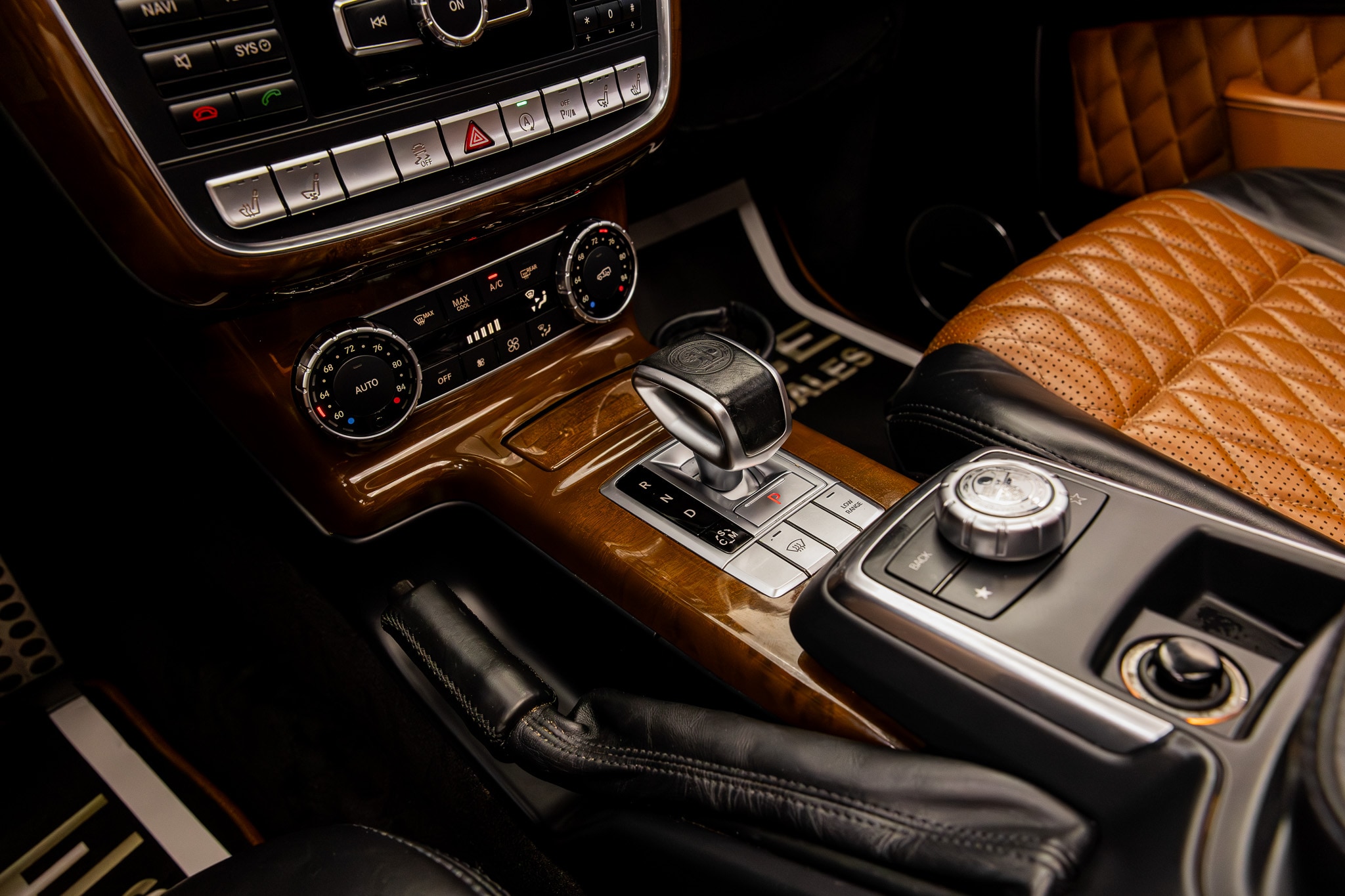 2016 Mercedes-Benz G-Class AMG G63 - Photo 12