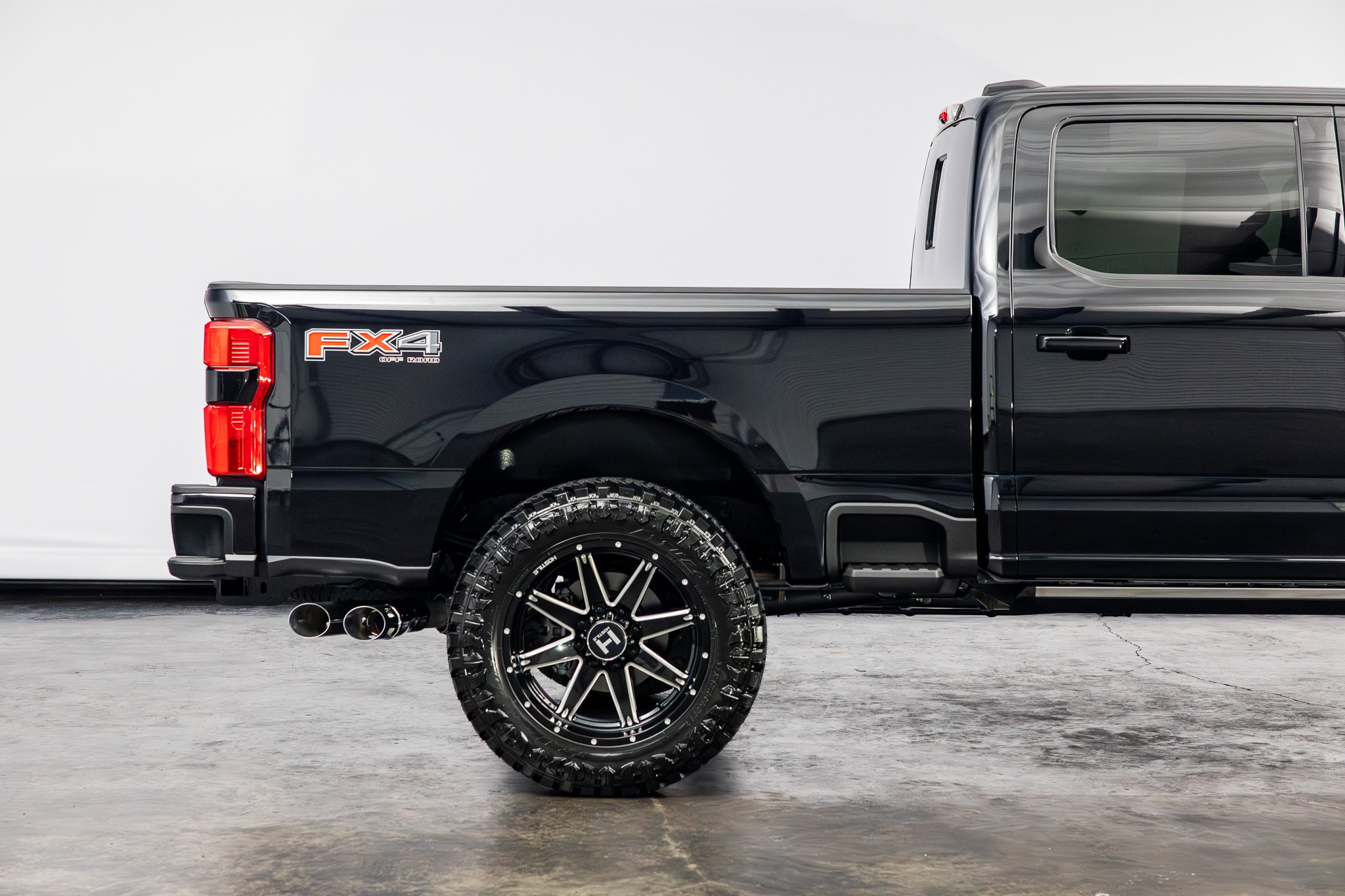 2025 Ford F-250 Super Duty Platinum - Photo 27