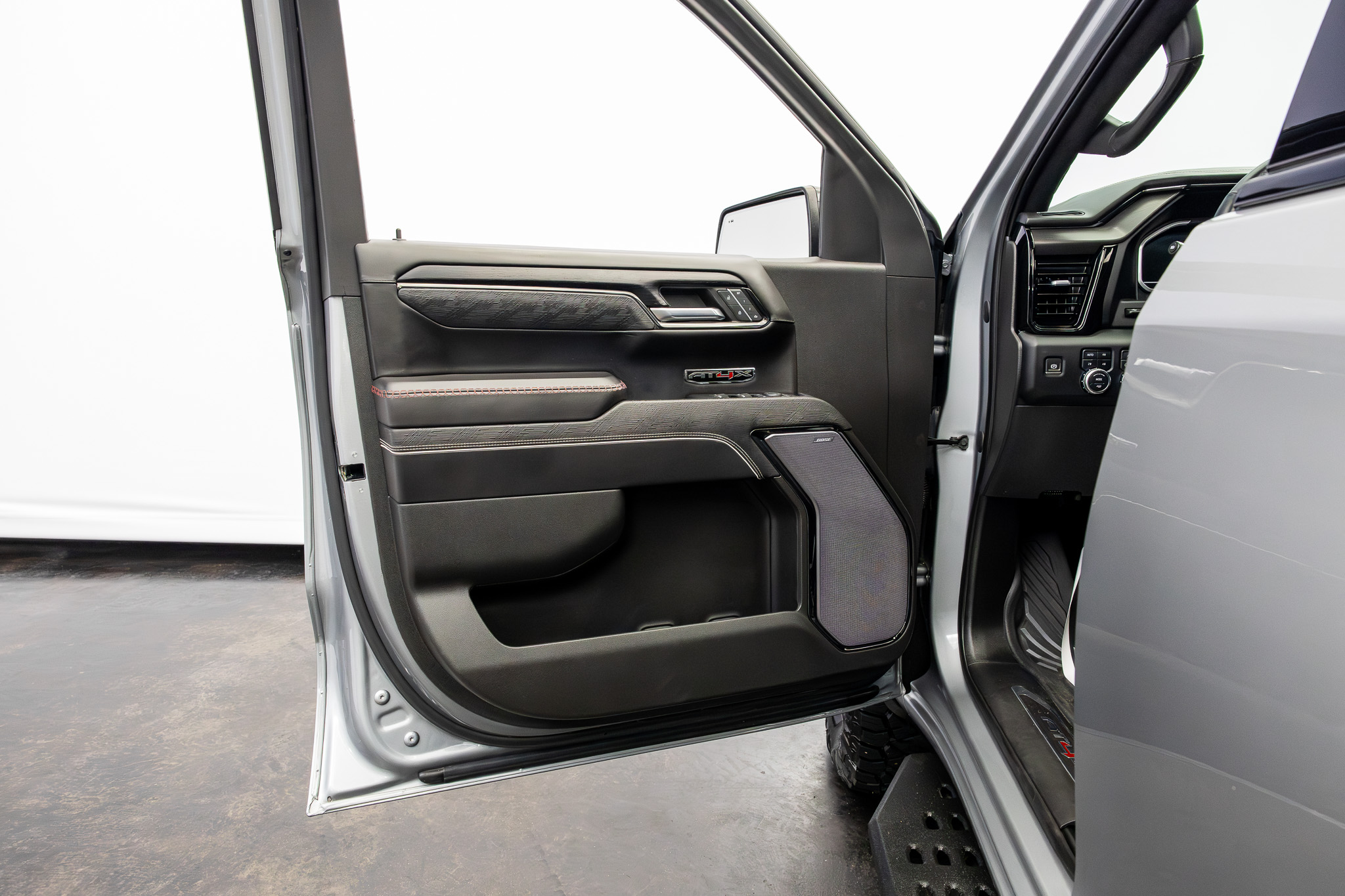 2023 GMC Sierra 1500 AT4X - Photo 32