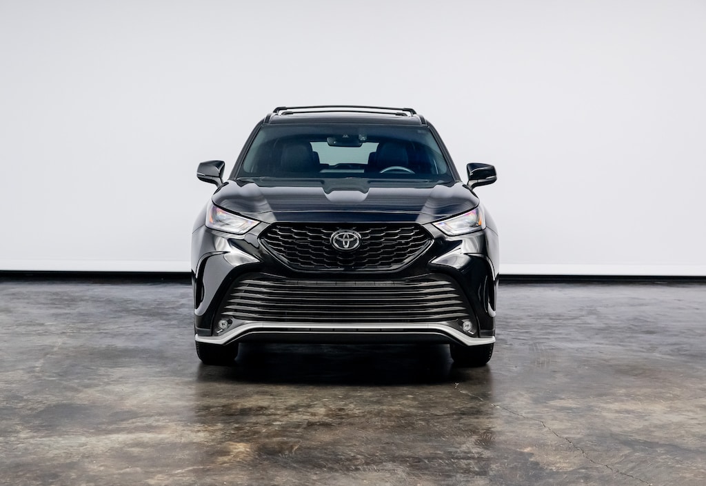 Used 2023 Toyota Highlander XSE SUV